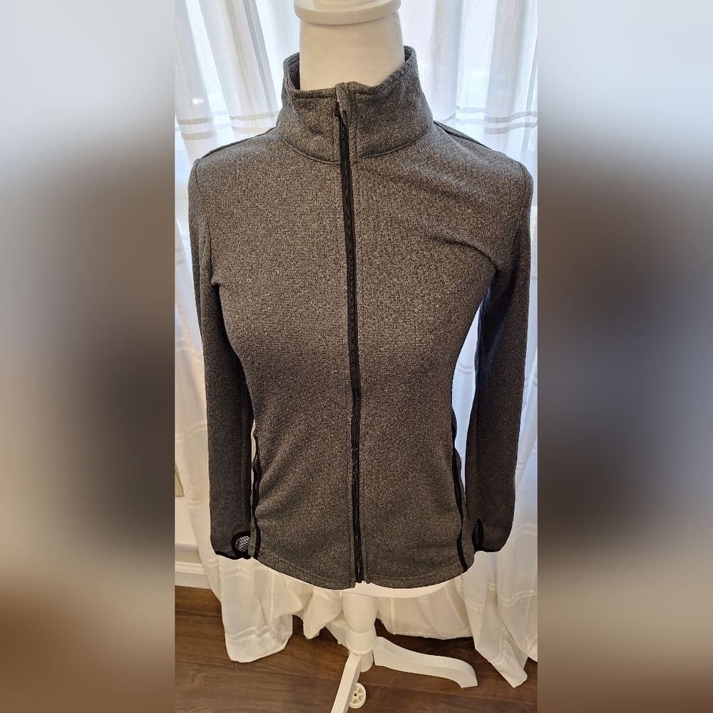 DANSKIN NOW ACTIVEWEAR JACKET. NWOT